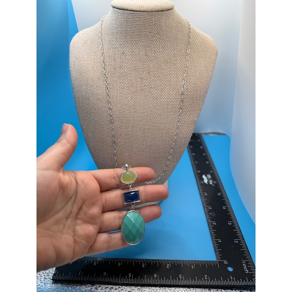 Liz Claiborne Silver Tone Triple Tier Faceted‎ Stone Pendant Necklace Blue Green